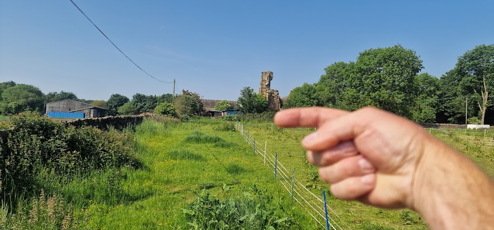 Kes : ruined farm where Billy sees the kestrels