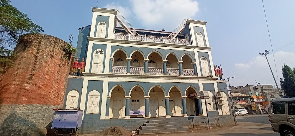 Tak-Tak : English Medium School, Phaltan