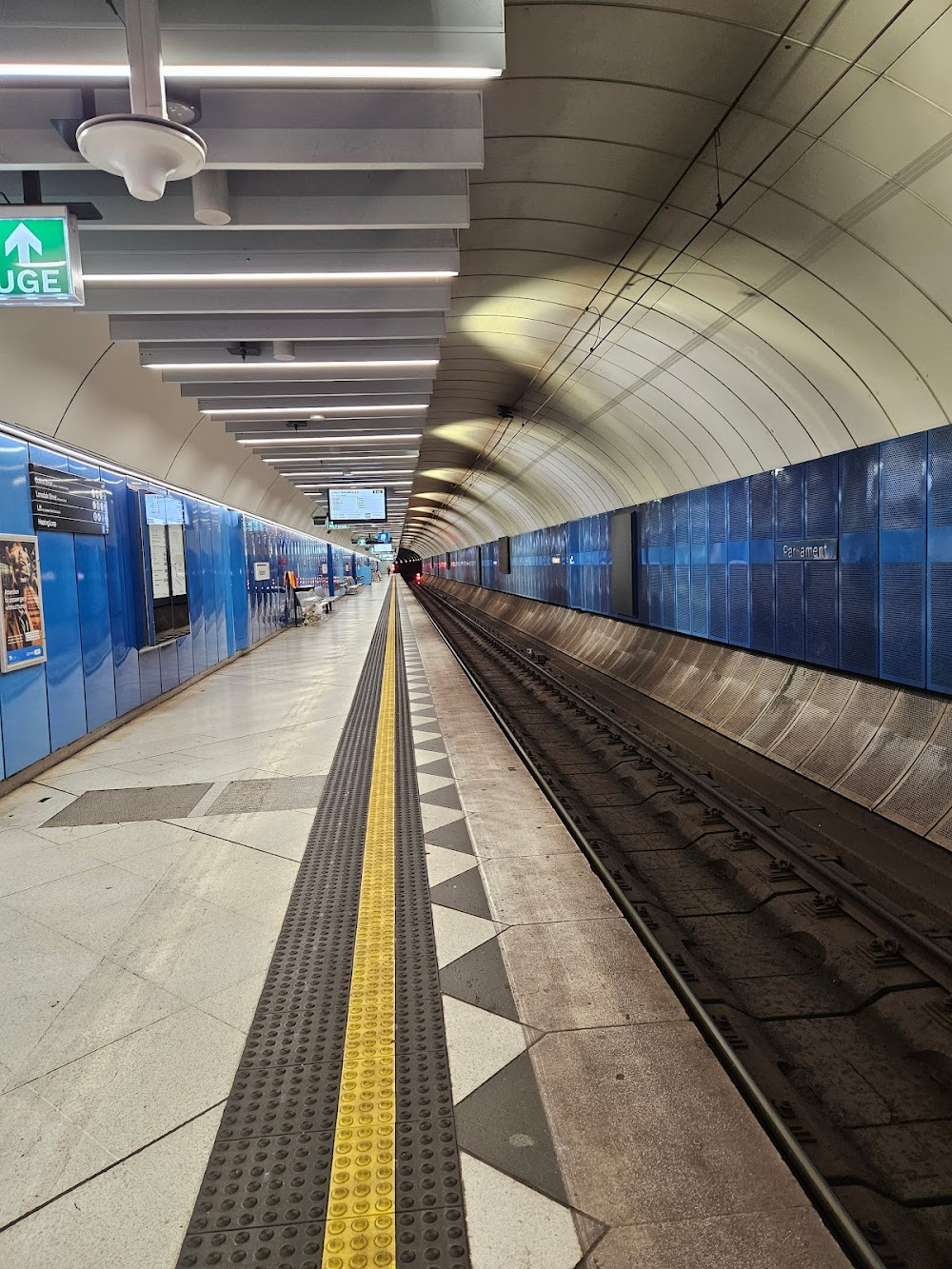 Ground Zero : train station