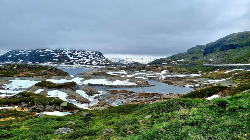 Naturen og eventyret : 