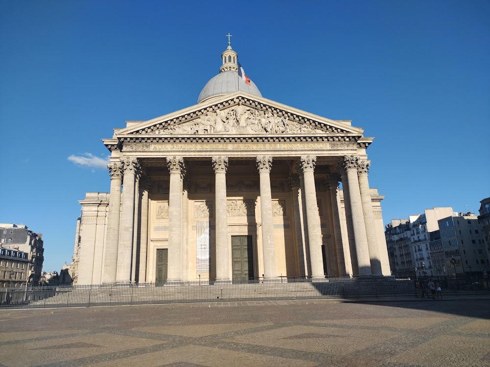 La montagne est verte : transfer of Victor Schoelcher and Félix Ebouey's ashes to the Panthéon