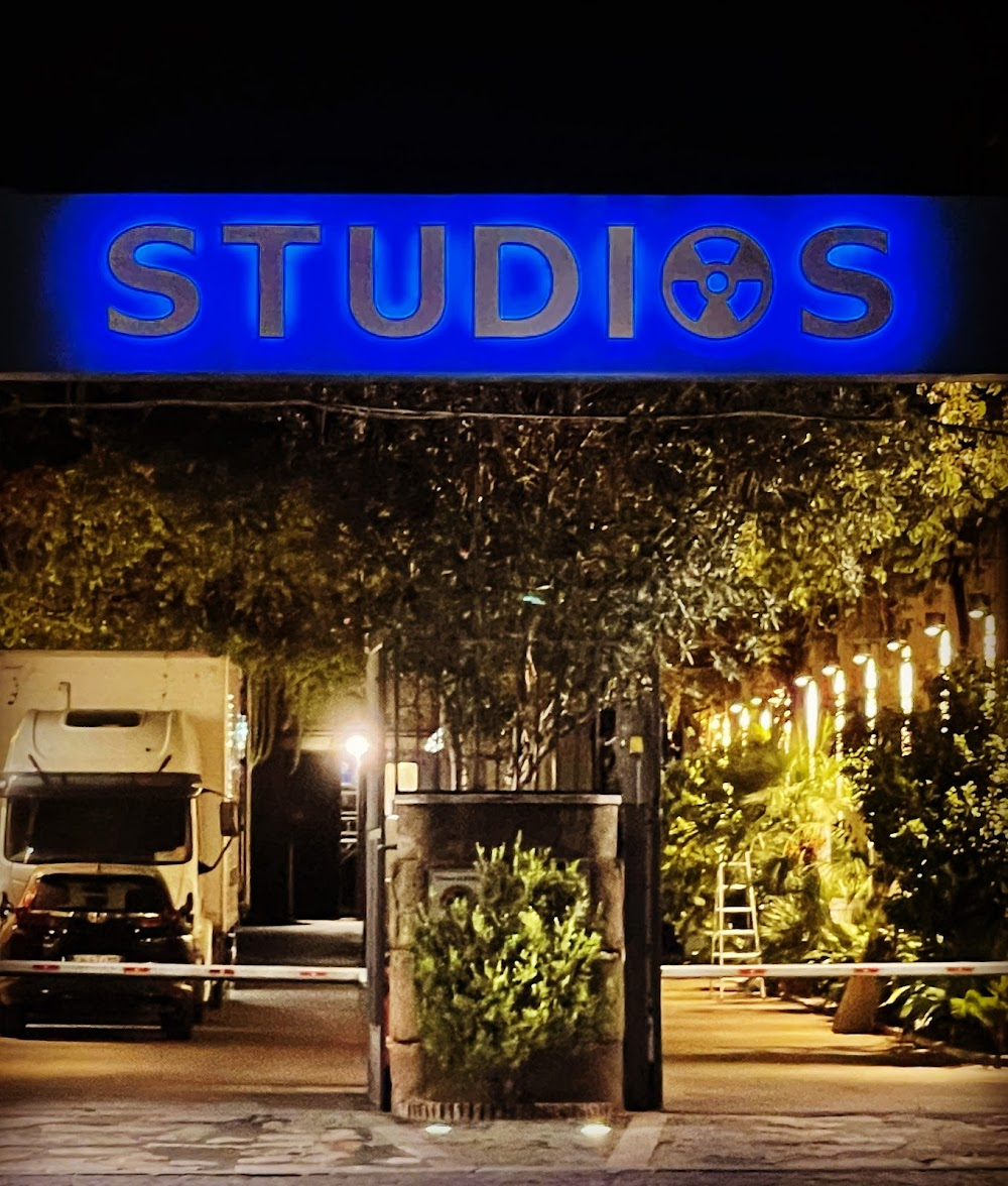 La casa della paura : studios