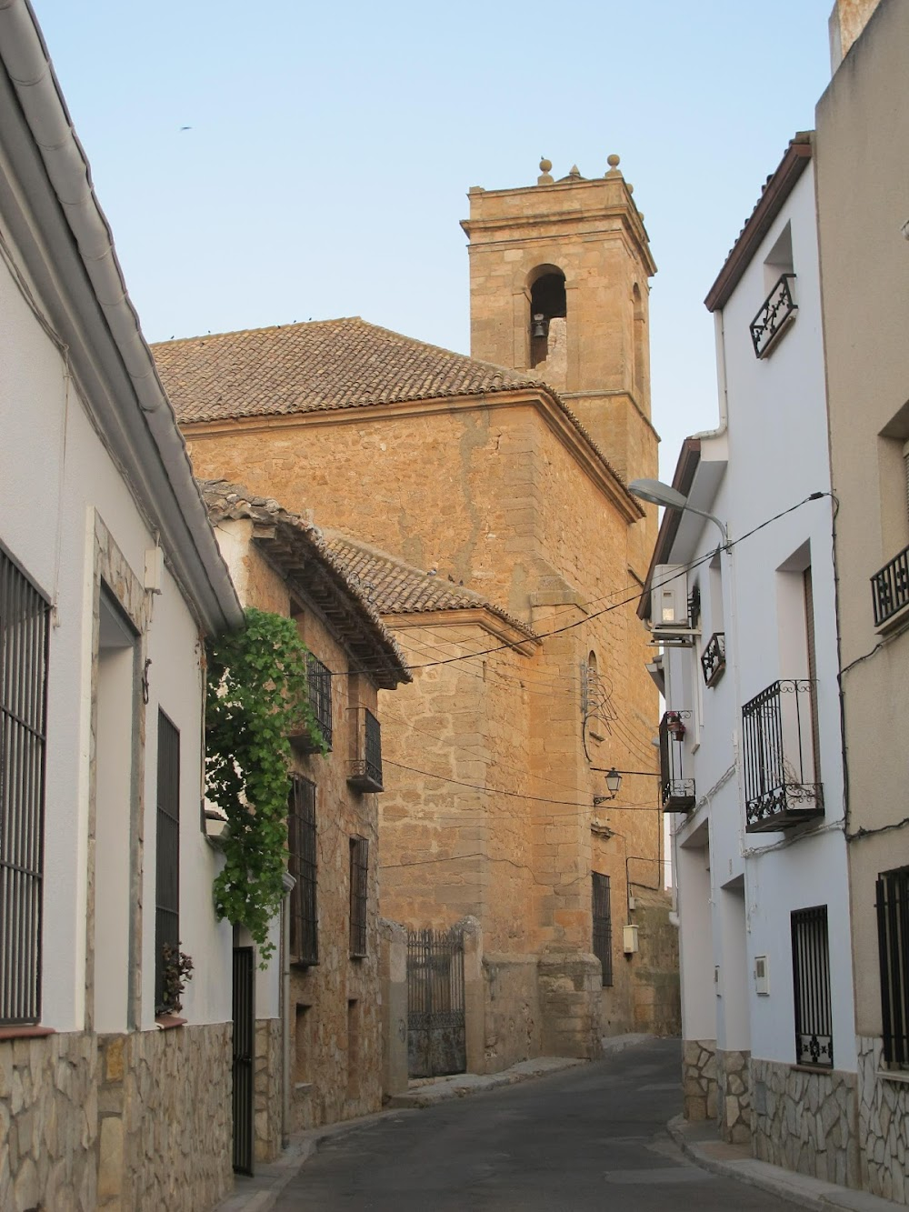 La espina de Dios : Exterior