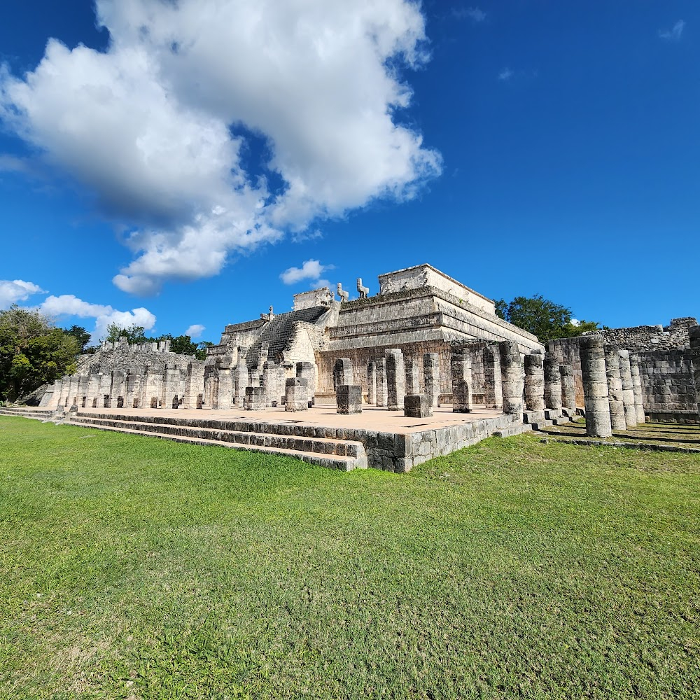 La golondrina : Chichén Itzá, Yucatán, México