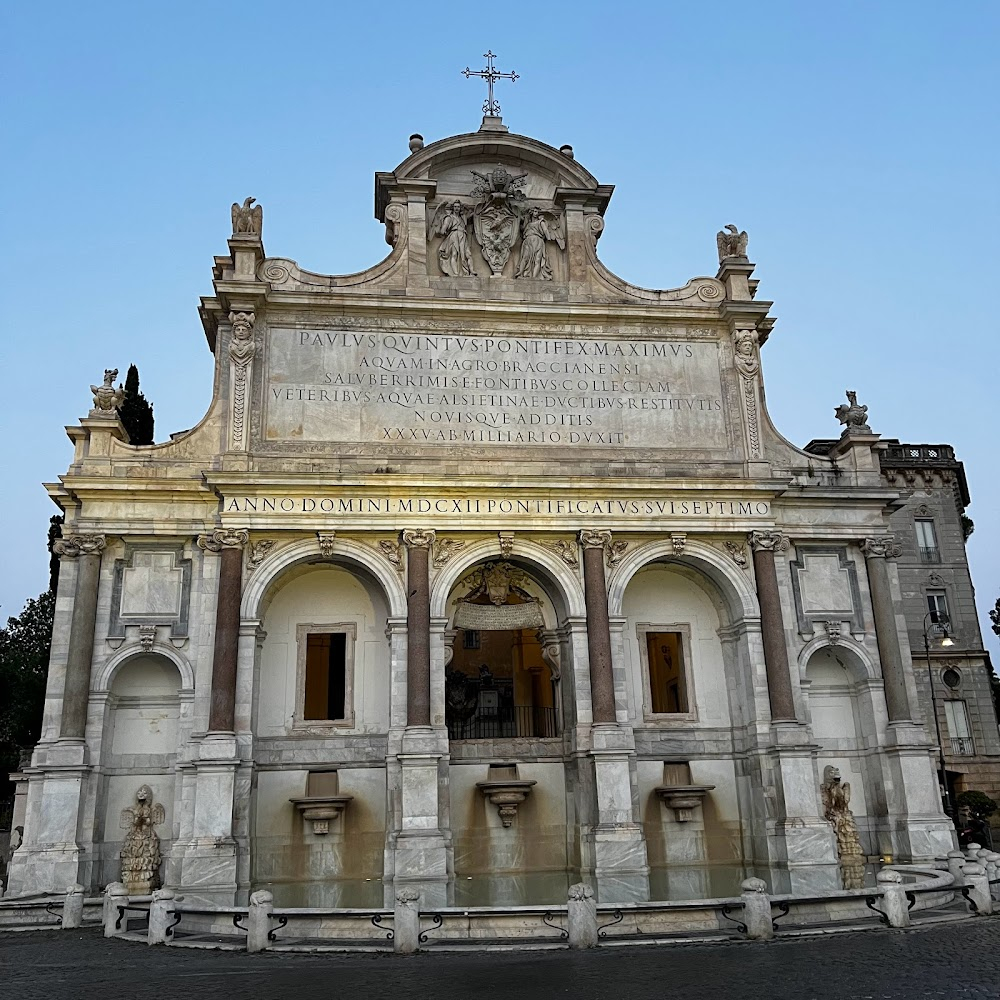 Candeline : The Fountain