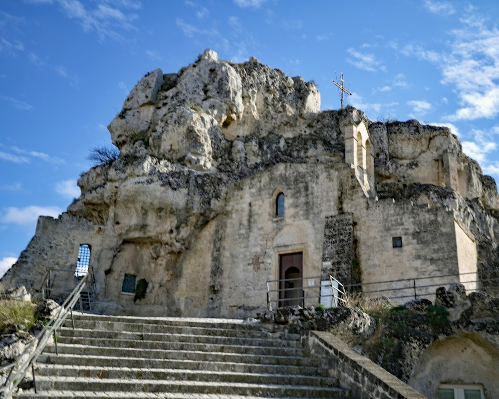 La lupa : La Lupa's house, church backdoor in real life