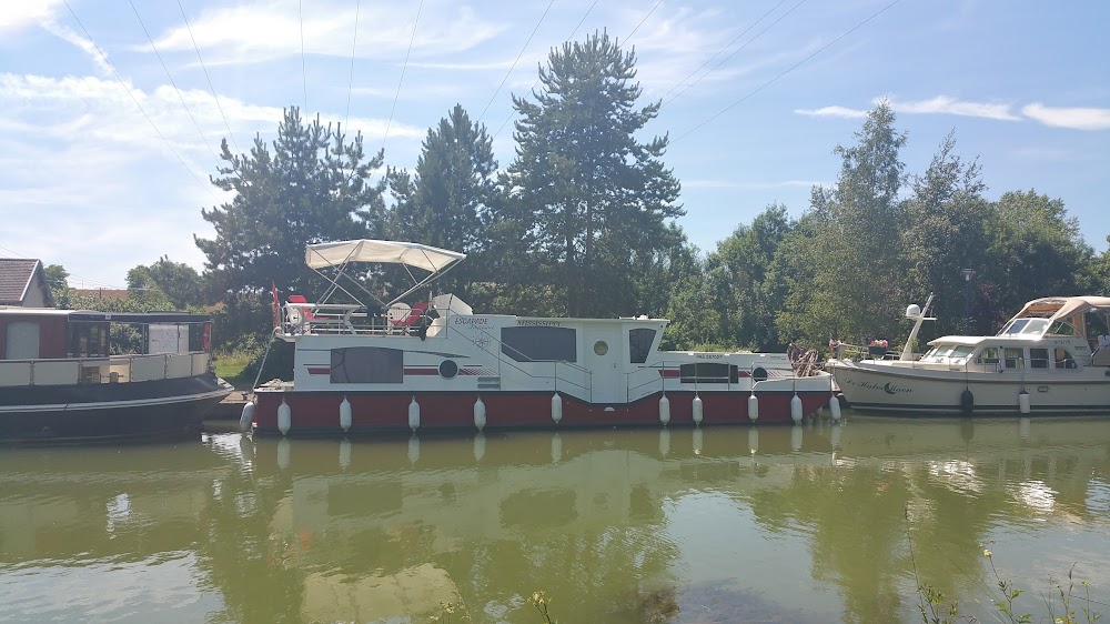 La veuve Couderc : Couderc's town, farm, canal