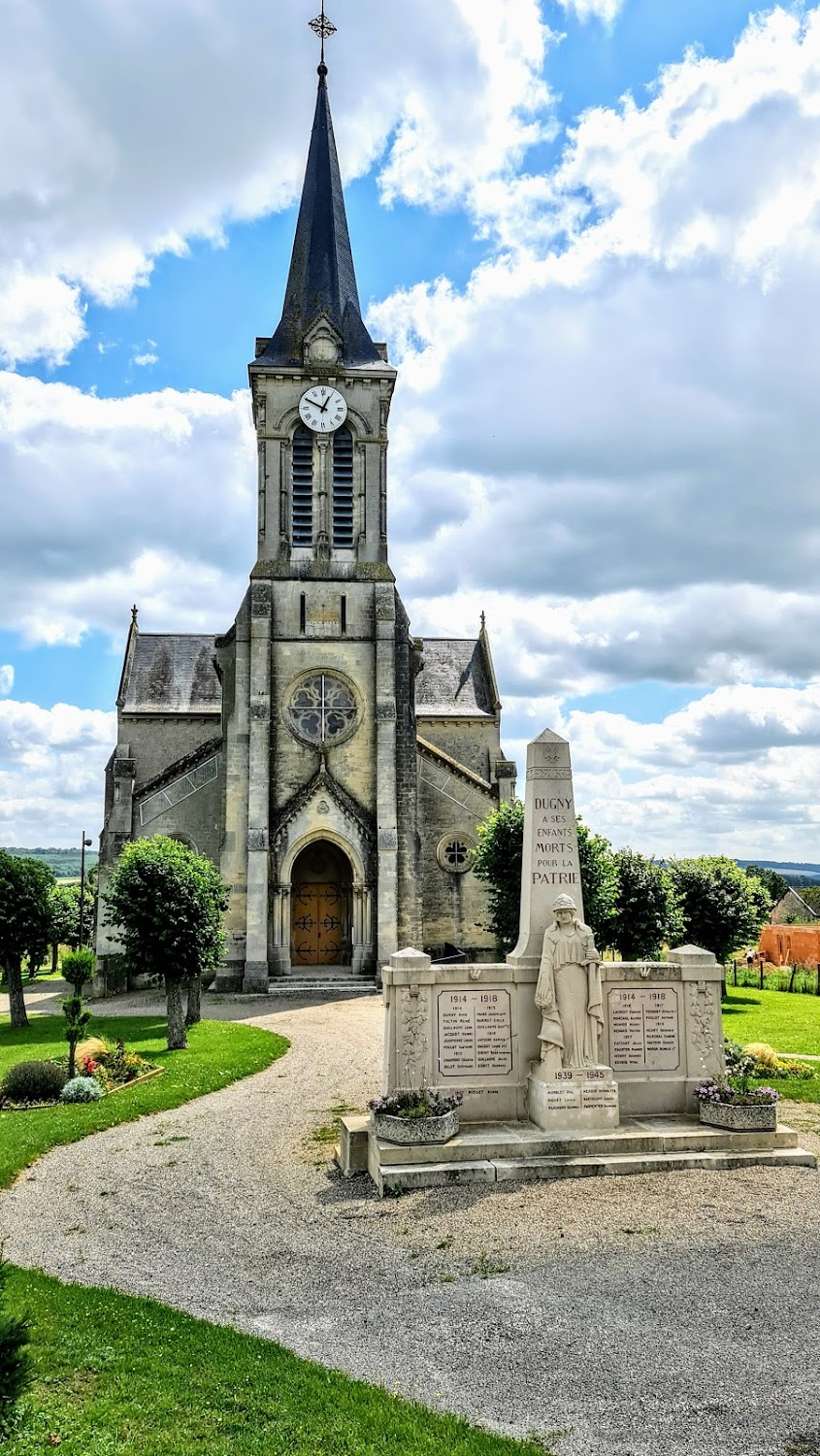 La vie et rien d'autre : church scenes