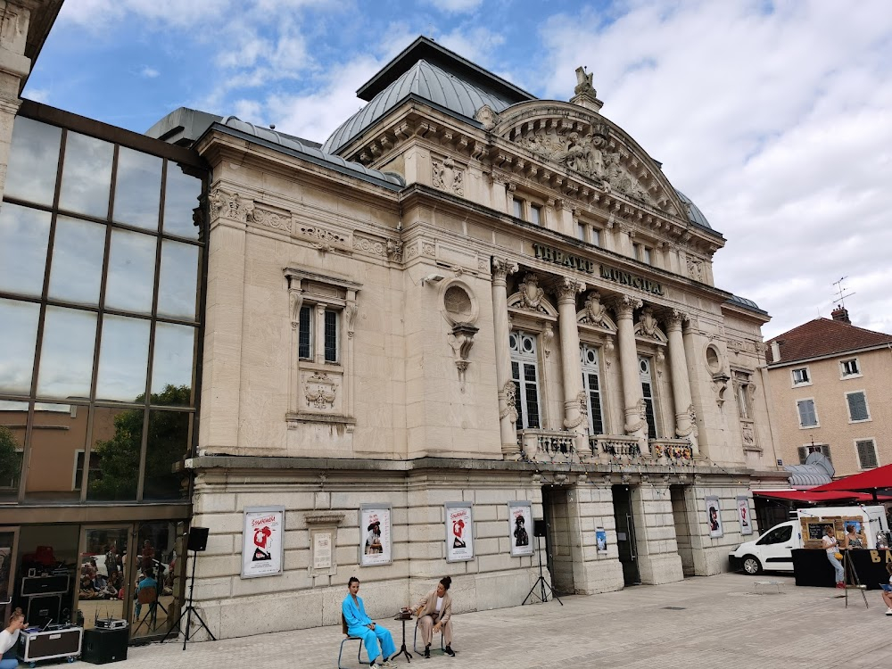 À l'ombre de la République : penitentiary