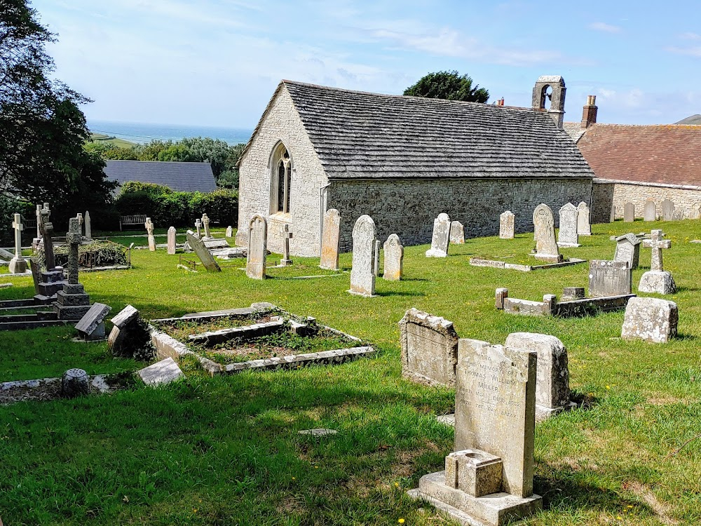 Lady Killer : Church where Paul & Jenny are married