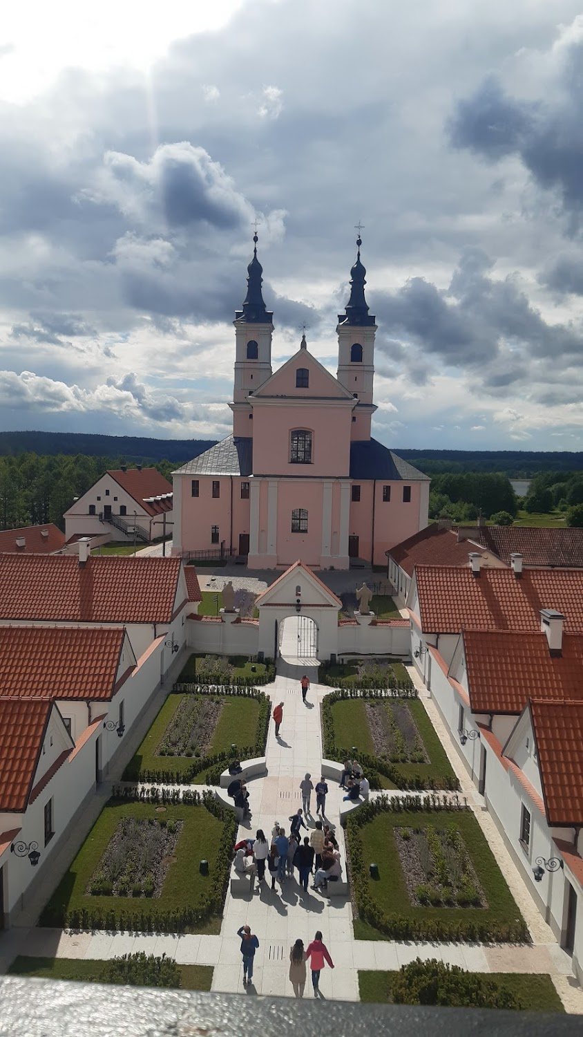 Lato lesnych ludzi : monastery