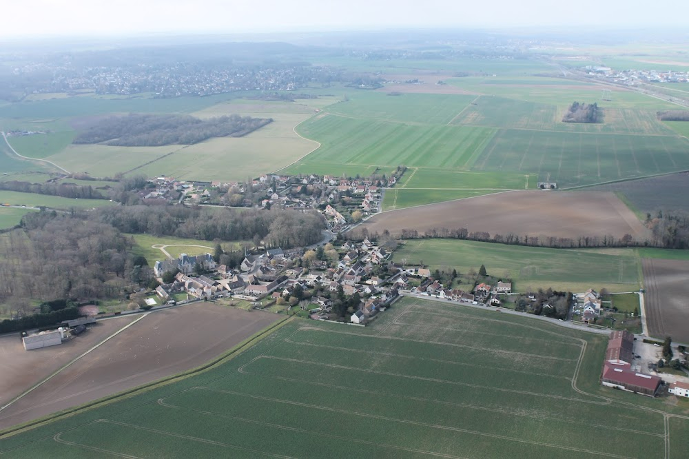 Le bon et les méchants : robbery of the post office and car chase