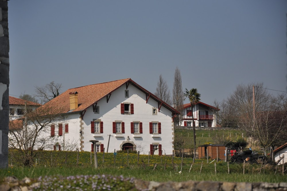 Le mariage de Ramuntcho : village