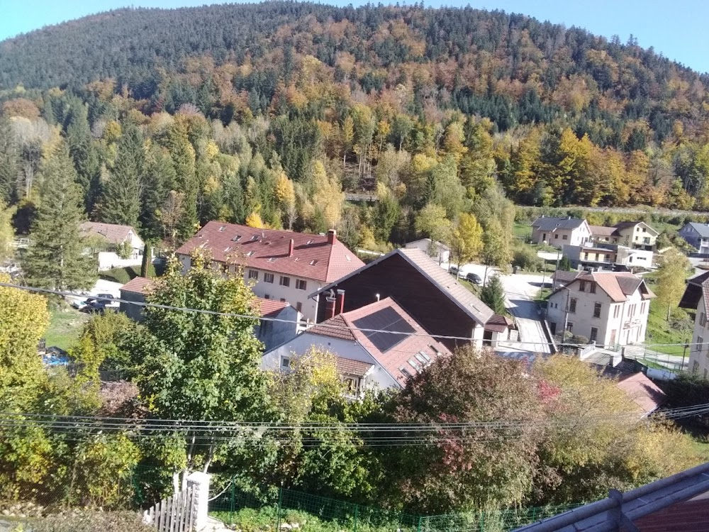 Le septième juré : french-swiss border