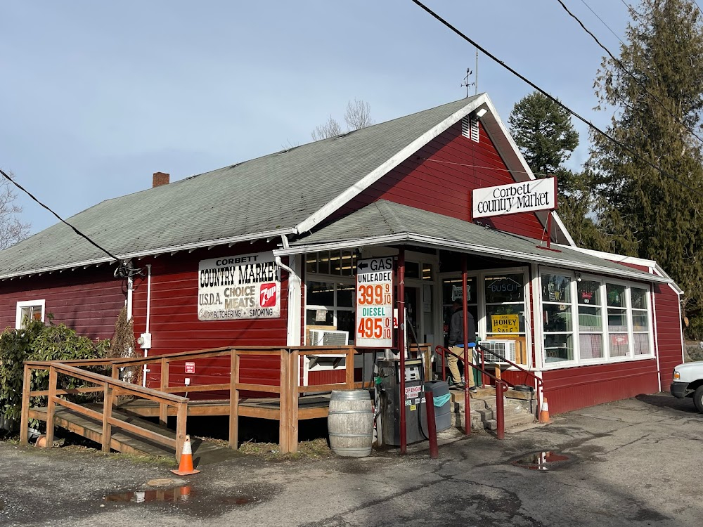 Lean on Pete : store where Charley got a map