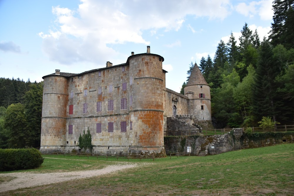 Les châtaigniers du désert : Exterior