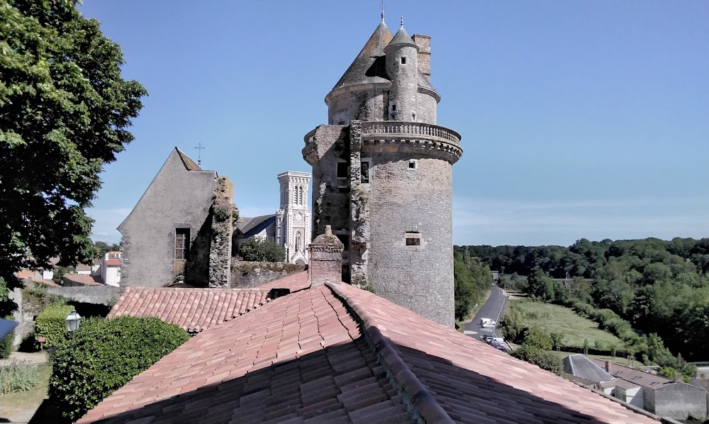 Les vieux de la vieille : as Tioune village