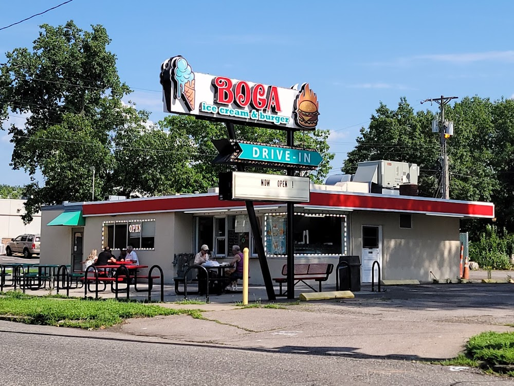 Los Enchiladas! : Drive-in restaurant where Danny & Shawn eat