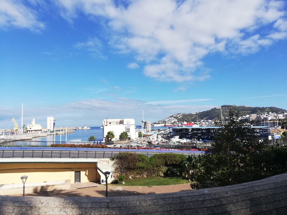 Culebra, en el ojete del huracán : 