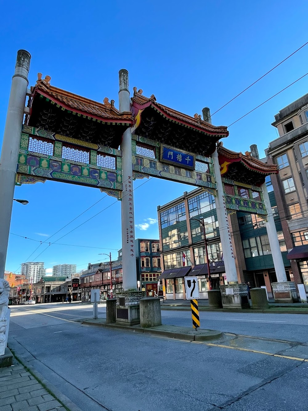 Love, Guaranteed : Entrance Gate to Chinatown