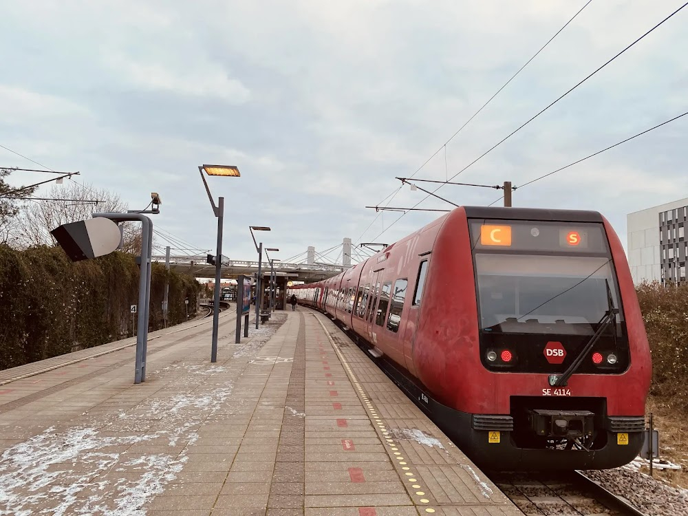 Lyntoget : train station