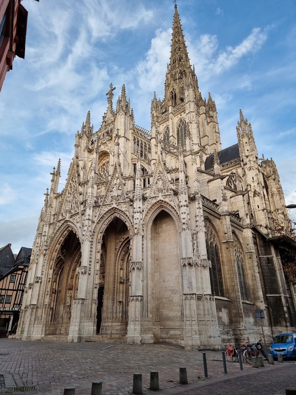 Madame Bovary : as Rouen cathedral