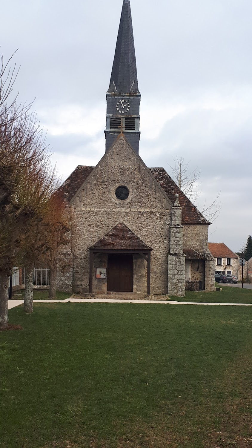 Maigret et l'affaire Saint-Fiacre : Castle Saint Fiacre