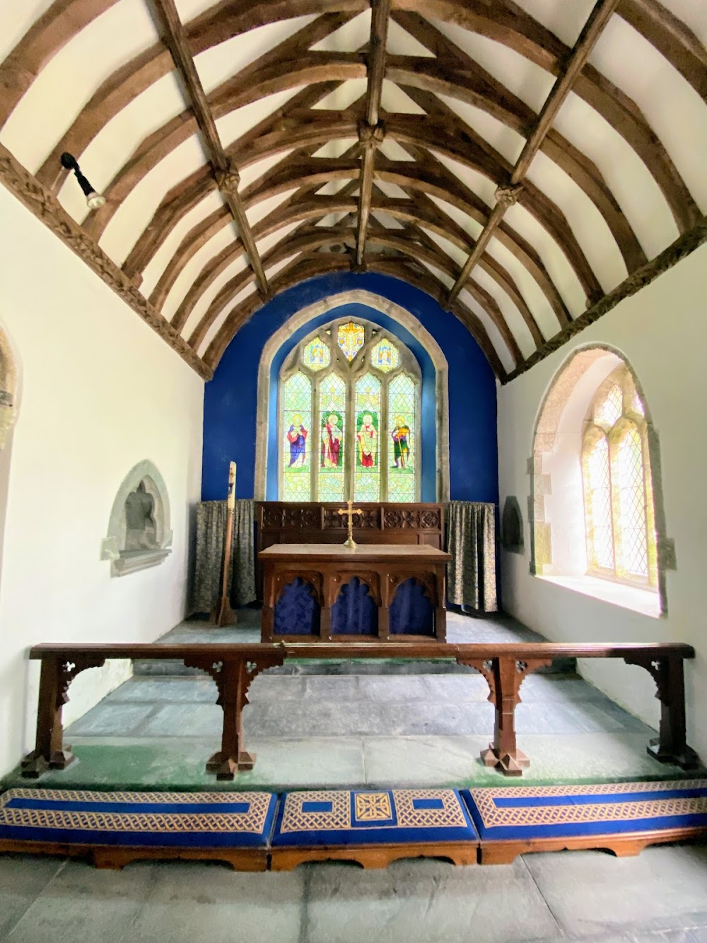 Malachi's Cove : Church and cemetery