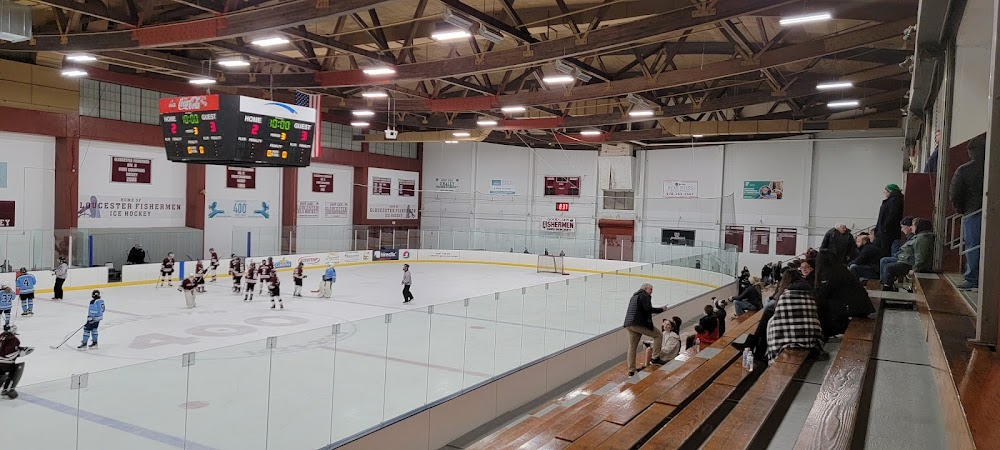 Manchester by the Sea : hockey arena