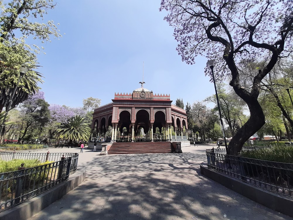 María la del barrio : Agripina Pérez's Local Park