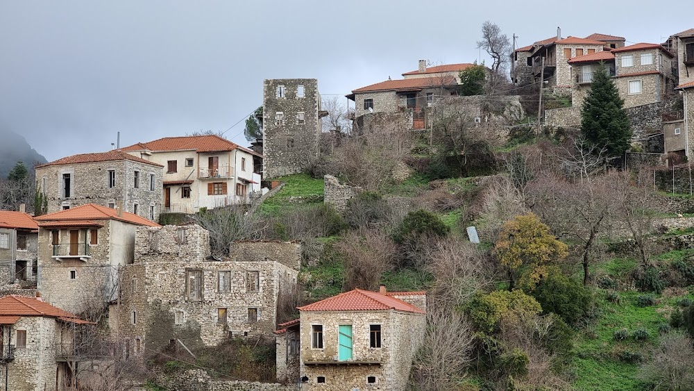 Parakalo, gynaikes, mi klaite... : 