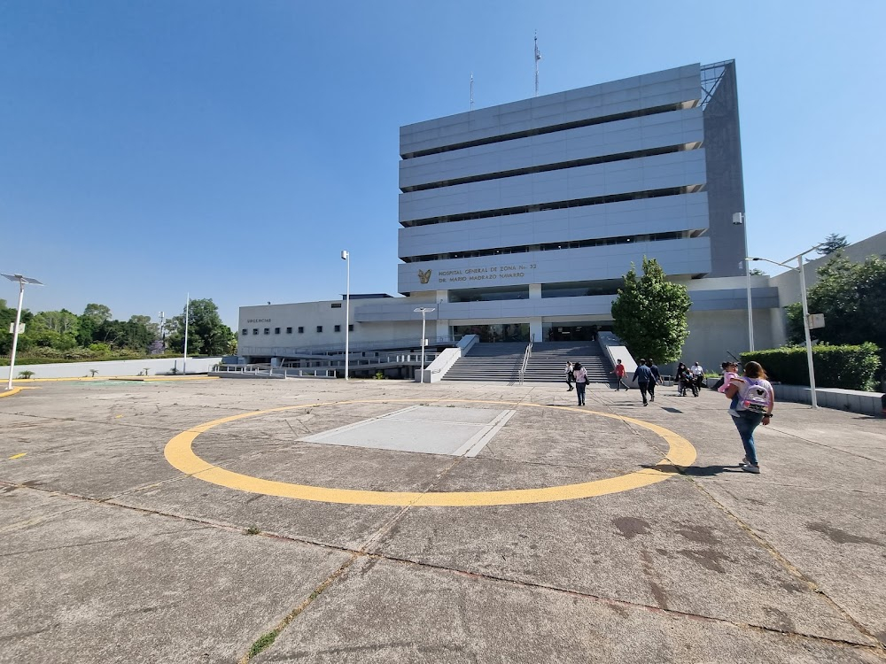 Mi pequeña traviesa : Rafael González's Hospital