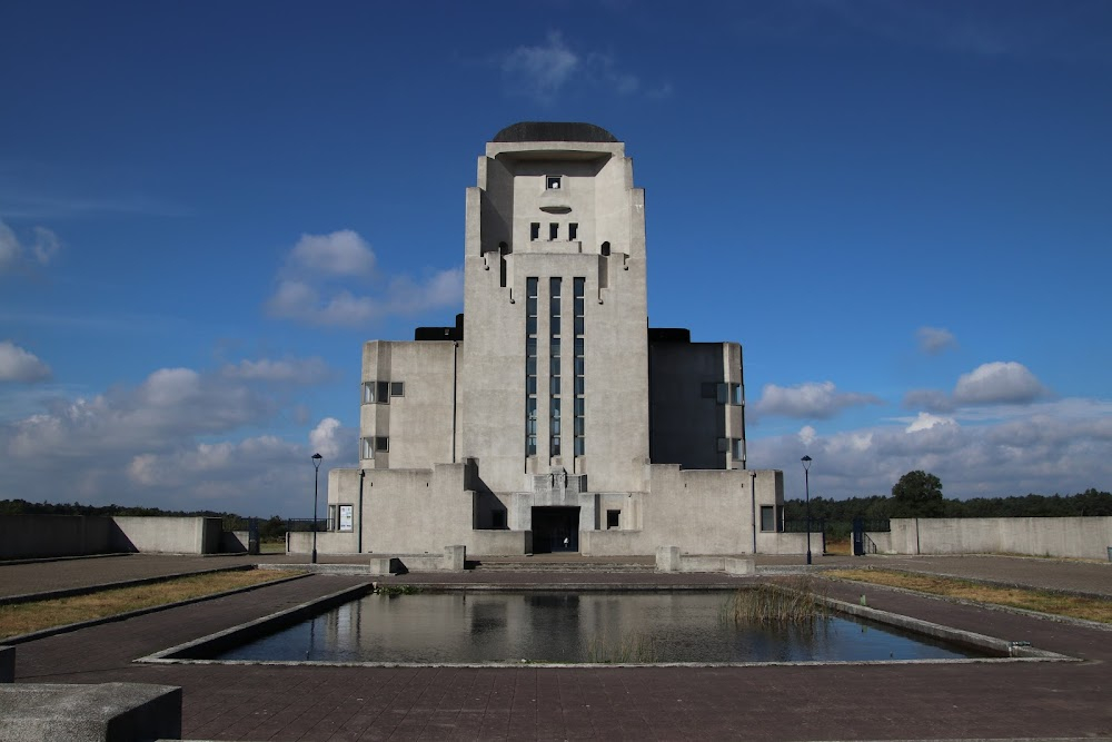 Mindhunters : Main building on the island