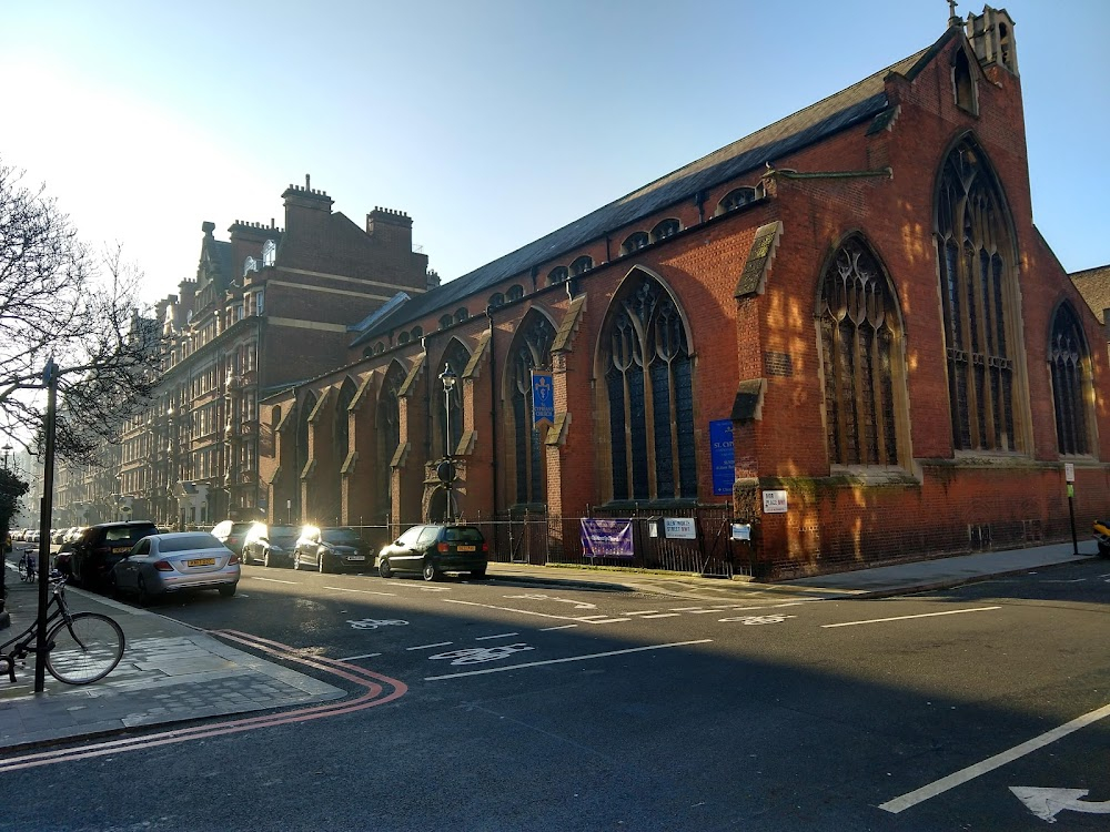 Miss Marple: 4.50 from Paddington : Exterior of Catholic church