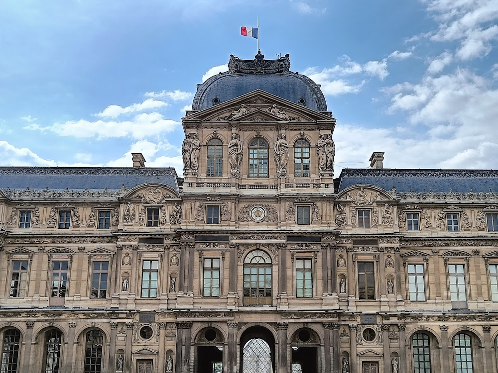 Un peuple et son roi : Tuileries Palace takeover