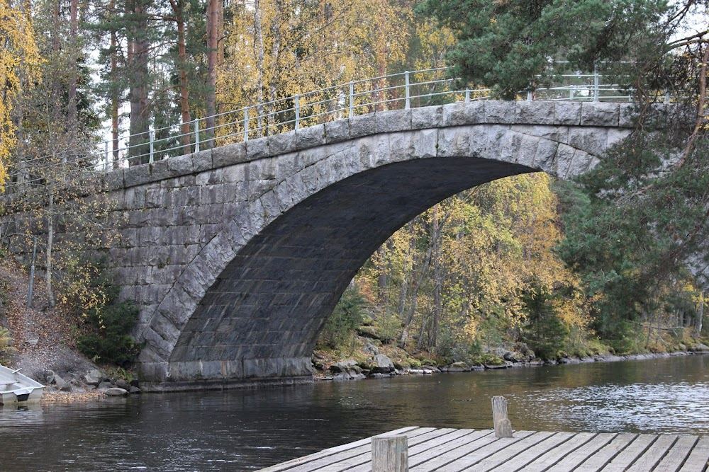 Mooseksen perintö : Hakkarainen mansion