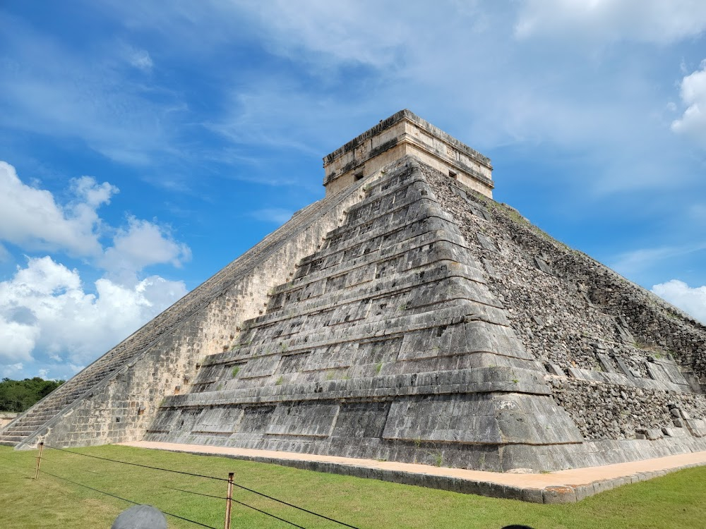 La golondrina : Chichén Itzá, Yucatán, México