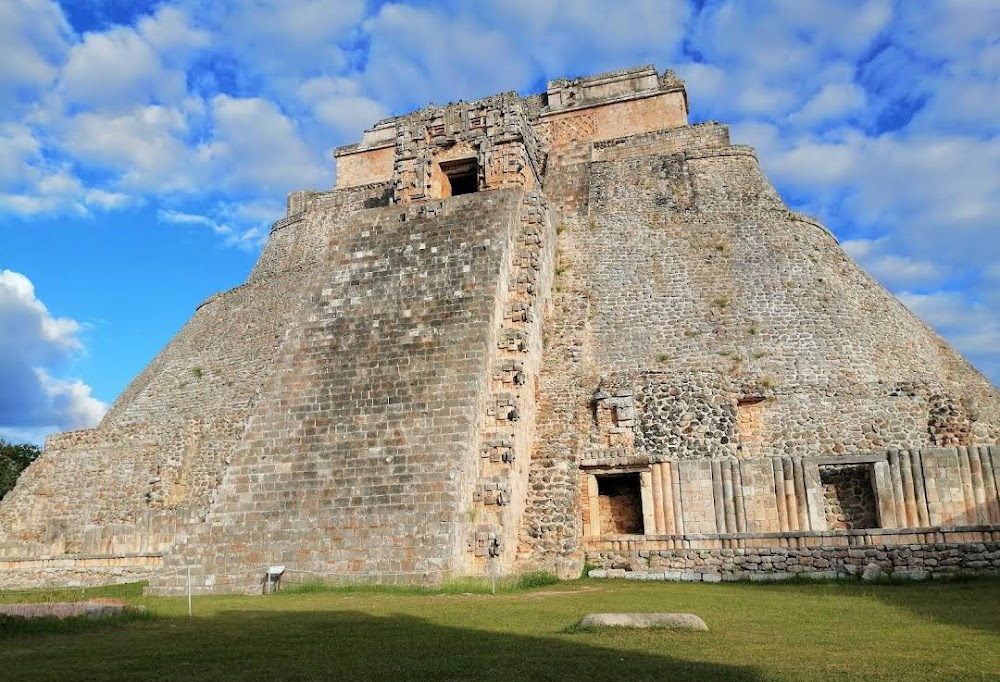 Mystery of the Maya : 