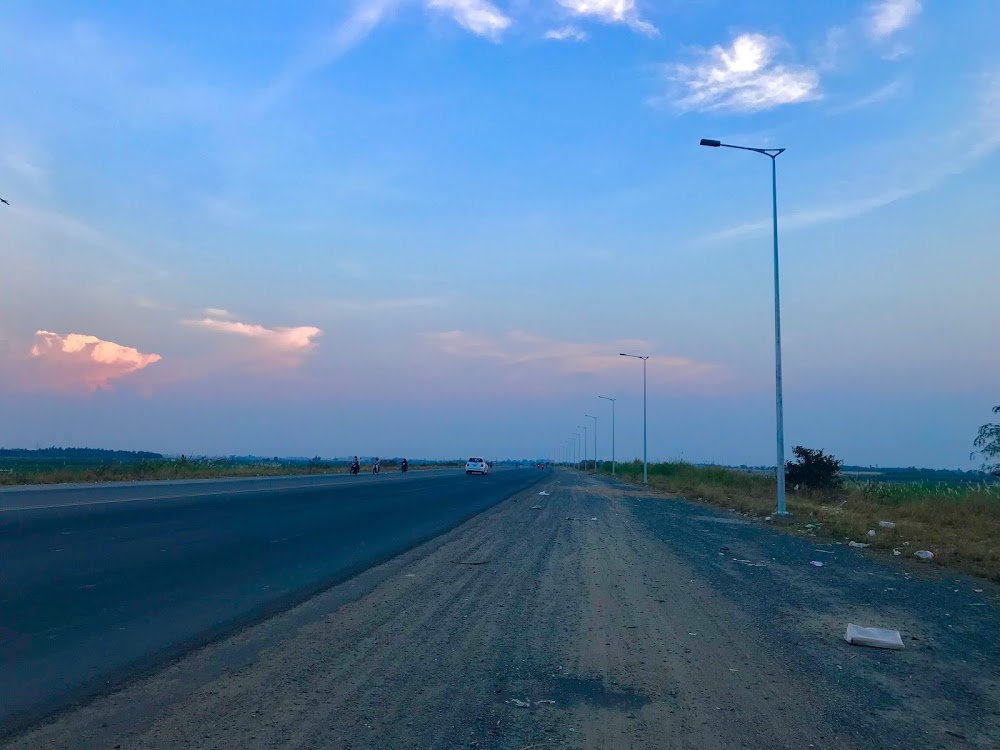 New Land Broken Road : Empty road