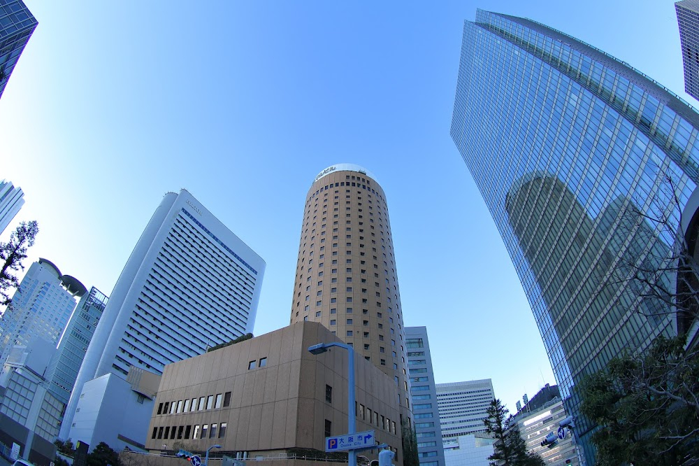 New Rose Hotel : Building with rotating marquee