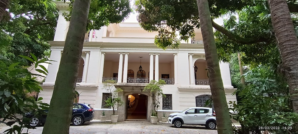 O Noviço Rebelde : Felipe's mansion