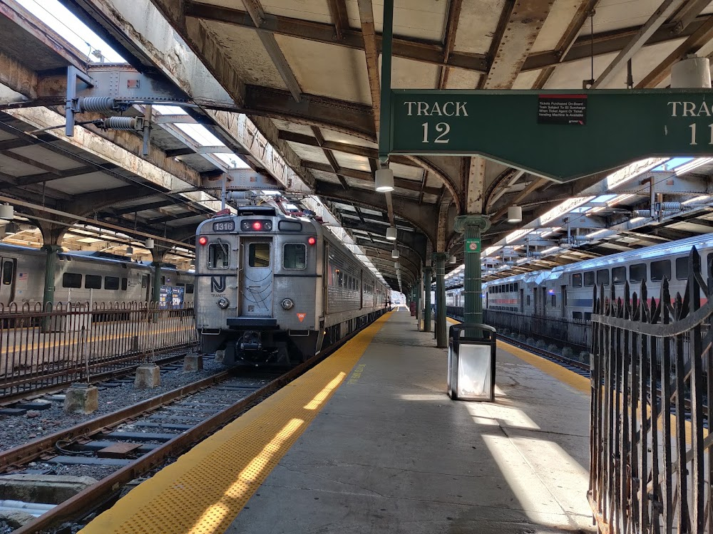 Once Upon a Time in America : walked on the set in 1981 in Hoboken terminal