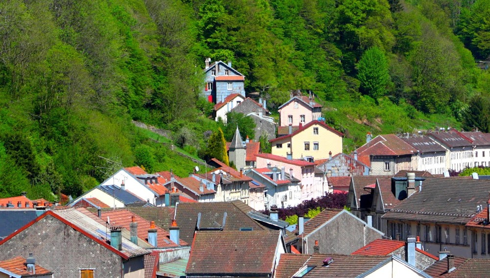 Perdrix : one of the streets of the town