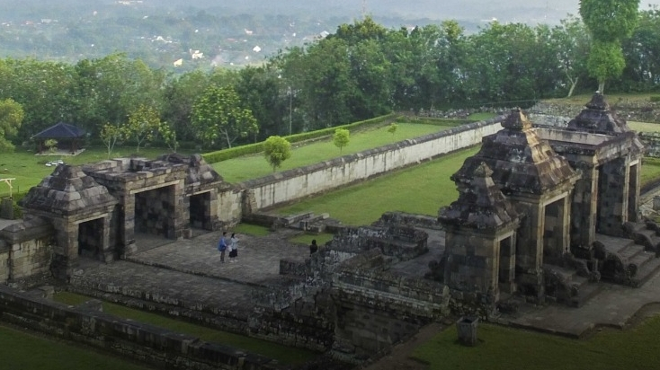 Perjalanan Terbaik Sepanjang Masa : tample