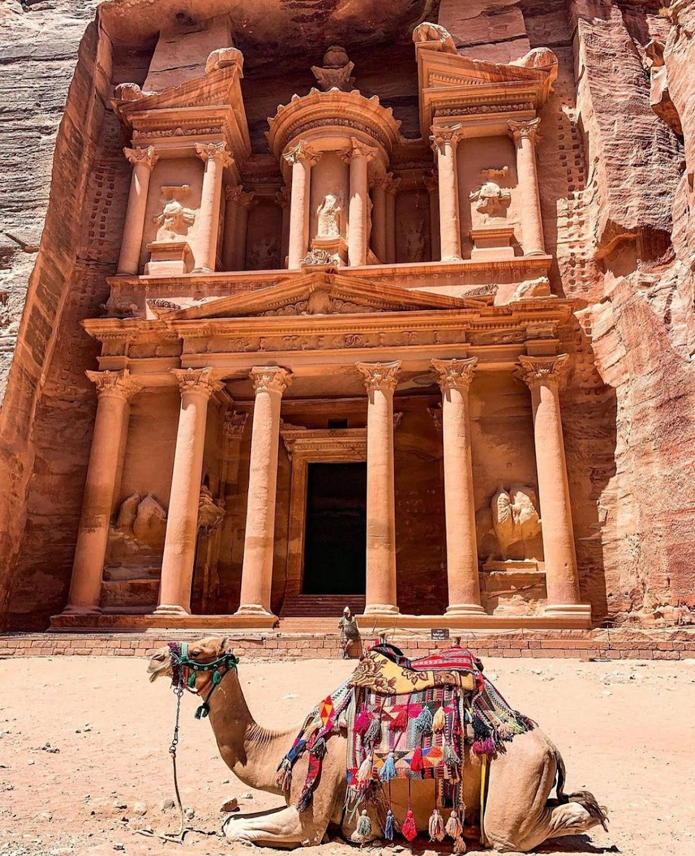 Petra: Secrets of the Ancient Builders : water purification reservoirs