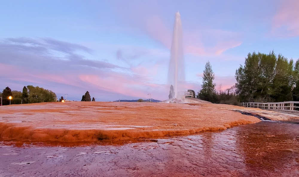 Picturesque Colorado : 