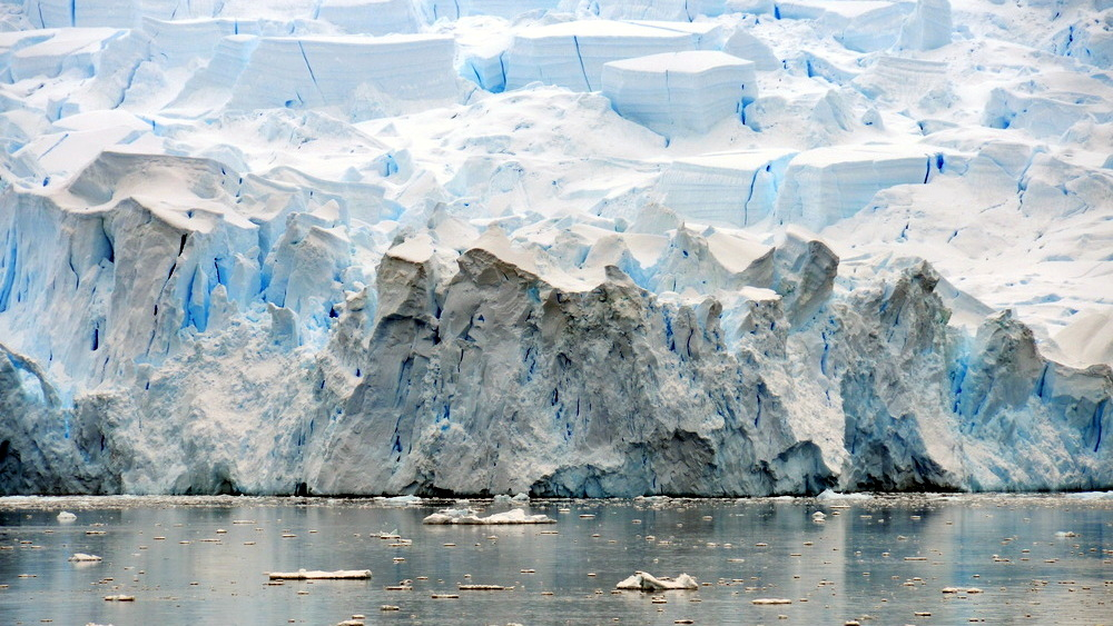 La Universidad en la Antártica : 