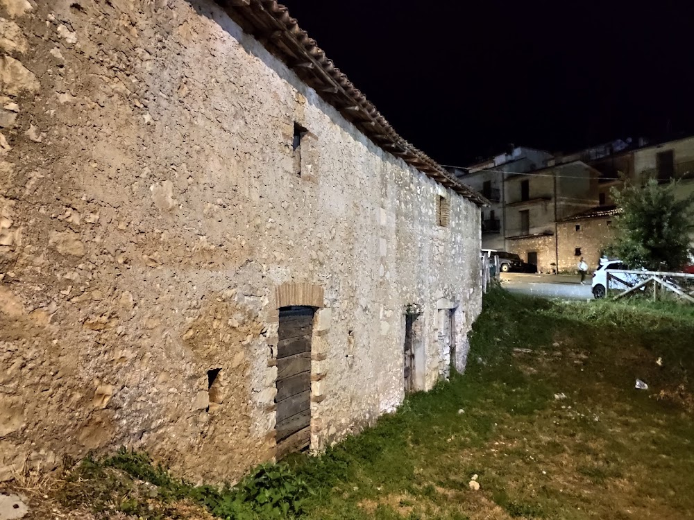 Preparati la bara! : The cemetery