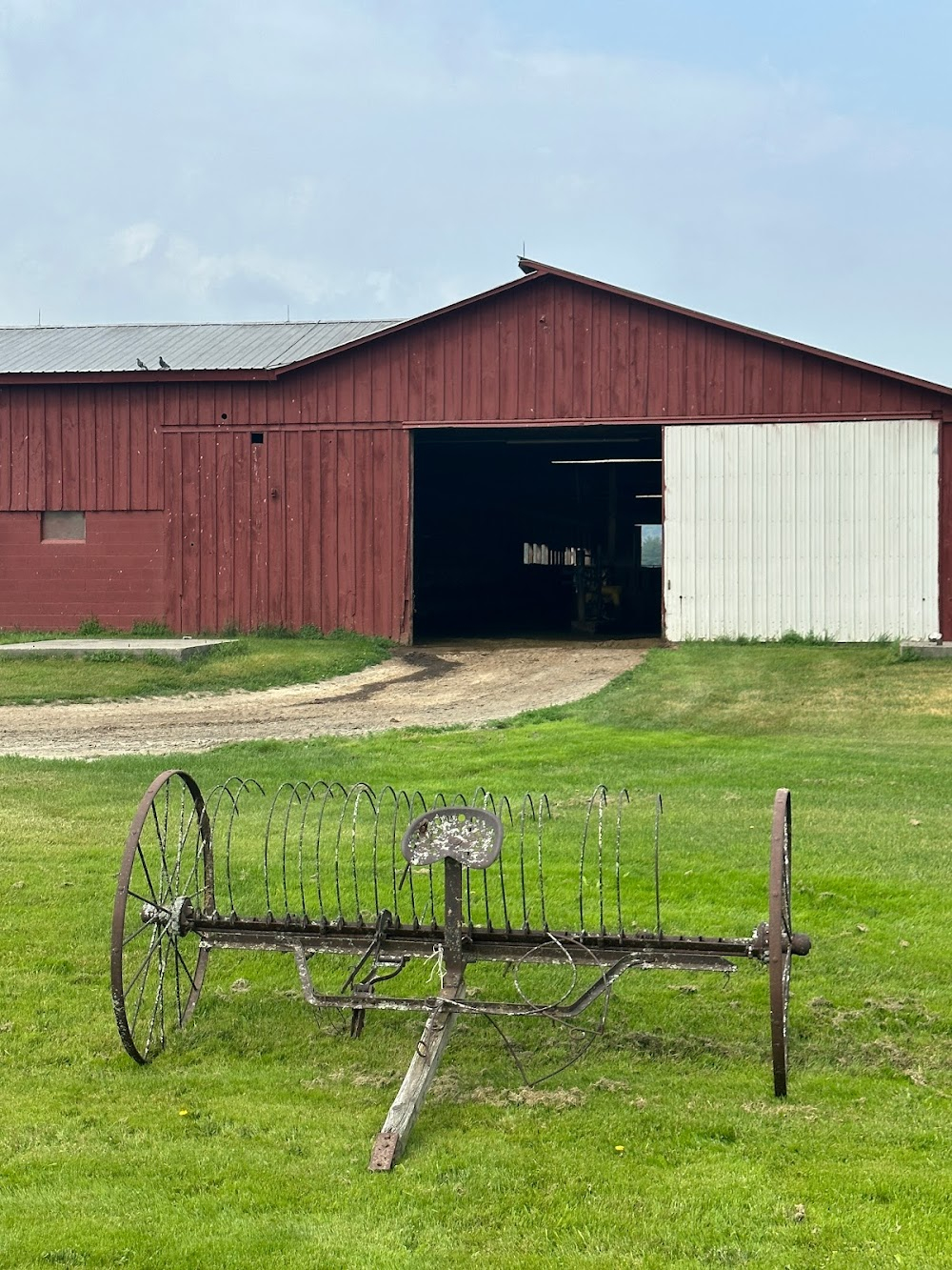 Pretty Poison : Olde Egremont Country Store, 223 Egremont Plain Road,