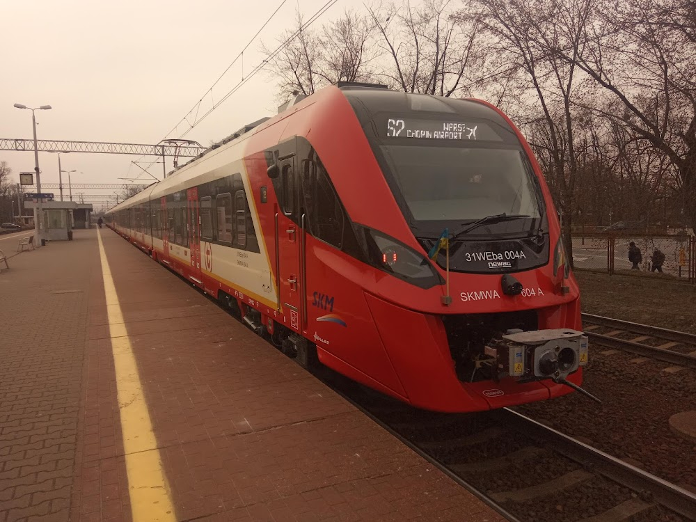 Przepraszam, czy tu bija? : train station